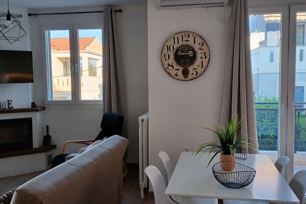 Seaview Luxury Apartment Mytilíni Eksteriør bilde