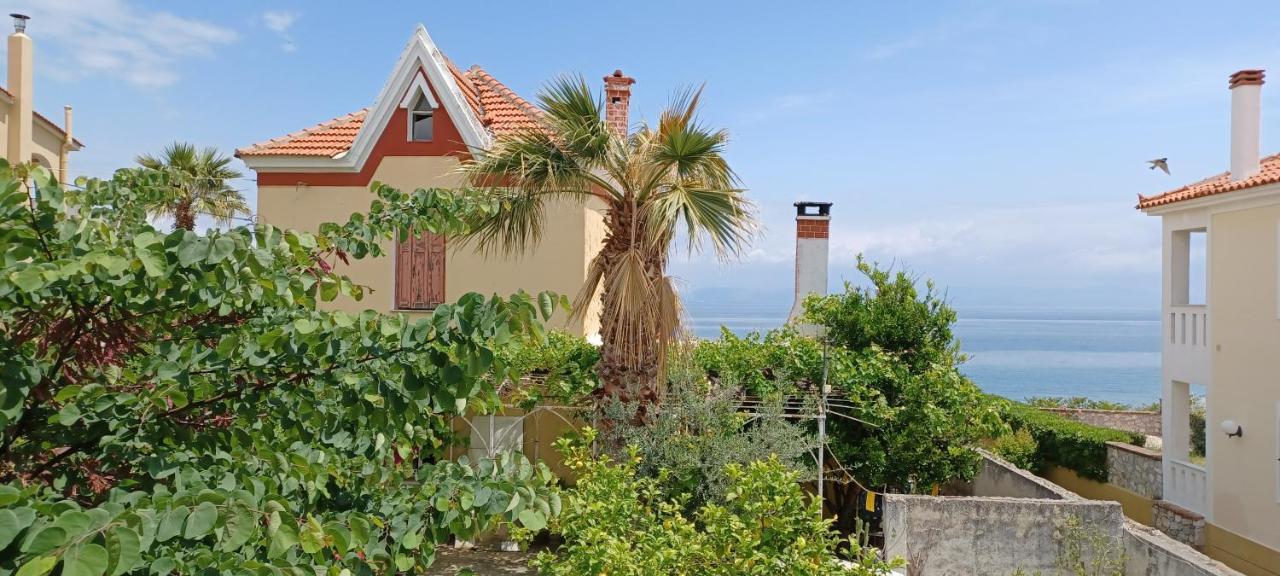 Seaview Luxury Apartment Mytilíni Eksteriør bilde